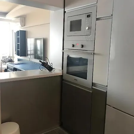 Syonte Lift * Σμύρνη
